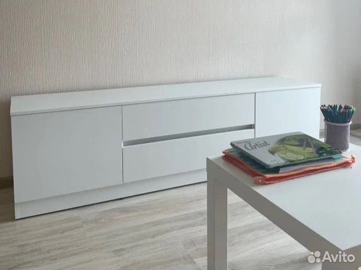 Стильная тумба под тв «Лайф»