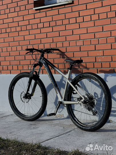 Велосипед Stinger Quest Evo 27.5