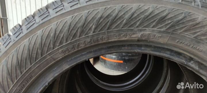 Yokohama Ice Guard IG65 205/55 R16