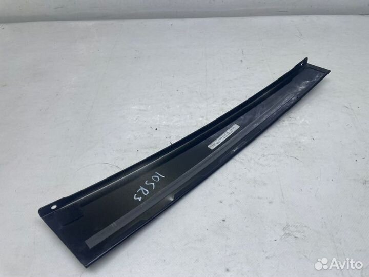 Накладка на дверь задняя правая Mercedes-Benz E