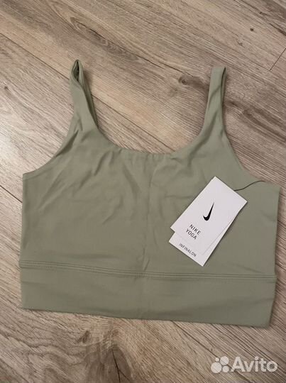 Топ Nike Yoga