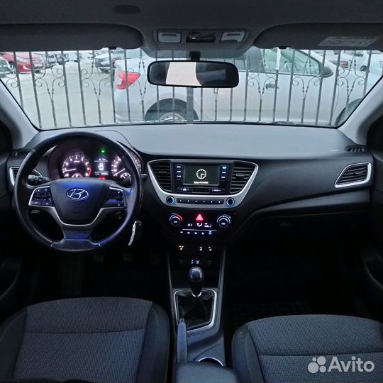 Hyundai Solaris 1.6 МТ, 2018, 200 142 км