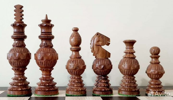 Шахматы Индия Шахматные фигуры Глобус 13 см