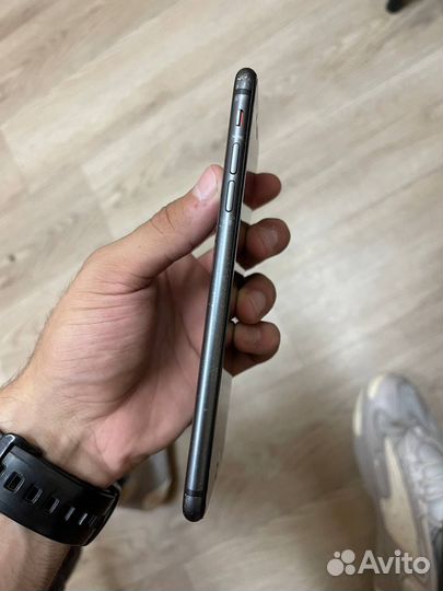 iPhone 8 Plus, 64 ГБ