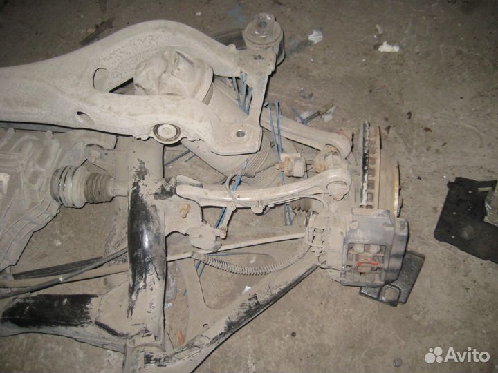 Audi q7 задняя балка редуктор заднего моста