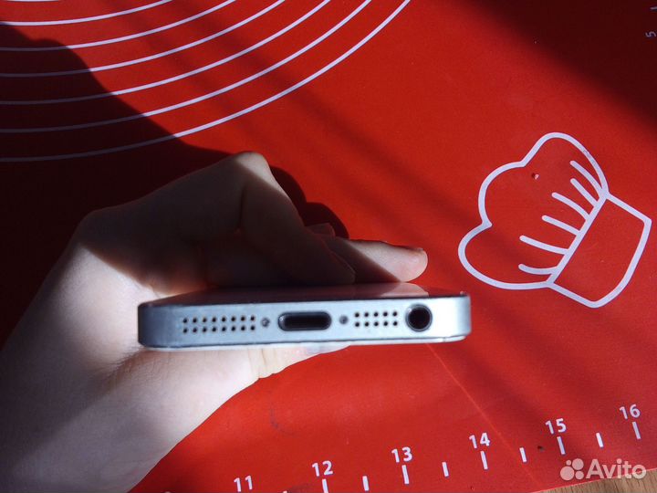 iPhone 5, 16 ГБ