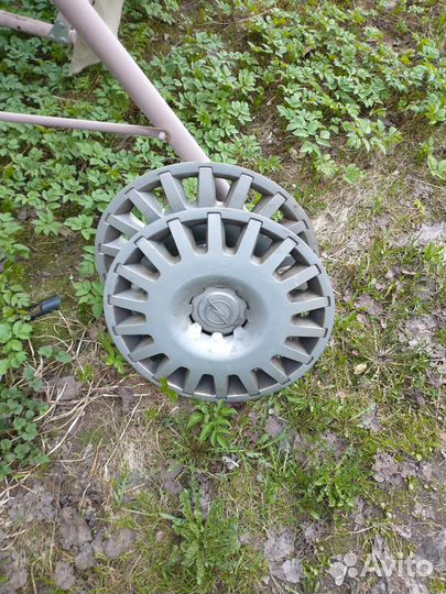 Продам колпаки дисков