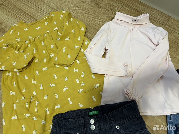 Комплект вещей для девочки Moschino Benetton