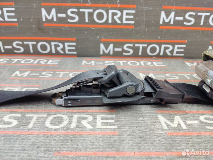 Ремень безопасности передний правый Mercedes-Benz