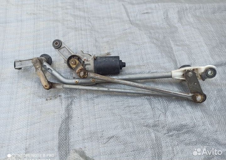 Трапеция дворников Nissan Bluebird Sylphy