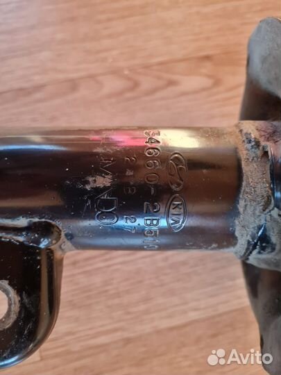 Стойка стабили правая сантафе оригинал 546602B510