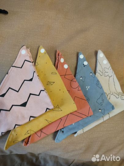 Набор слюнявчиков