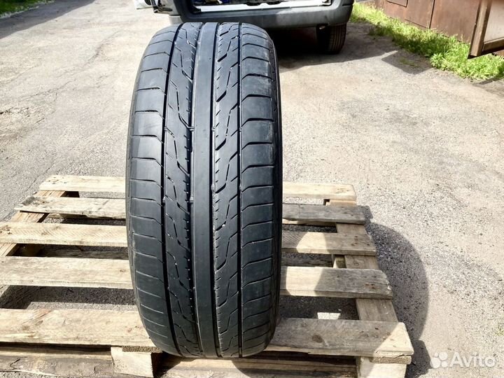 Toyo TYDRB 215/55 R17 94V