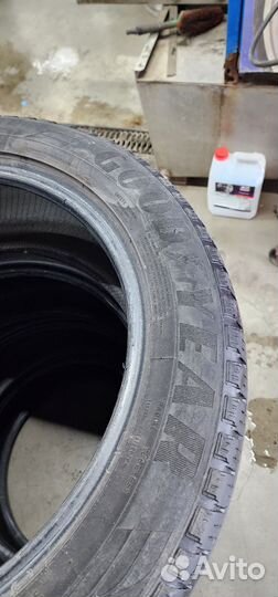 Goodyear EfficientGrip SUV 4x4 235/55 R19 105V