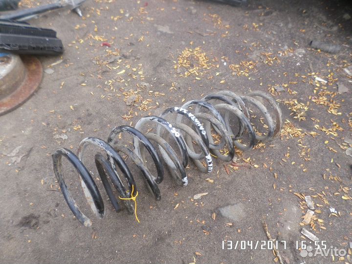 Пружина заднего амортизатор Hyundai Sonata 5.2006г