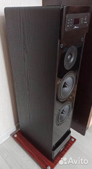 Активные Напольные акустические колонки attitude