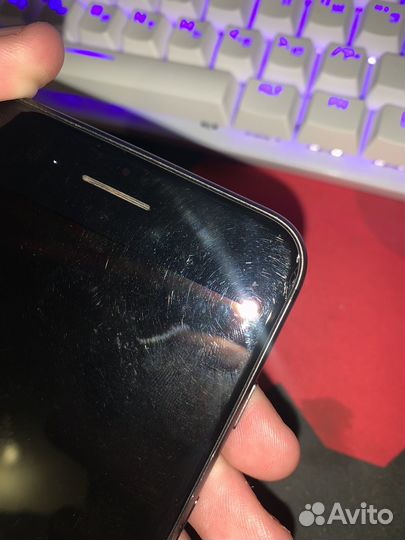iPhone 8 Plus, 64 ГБ