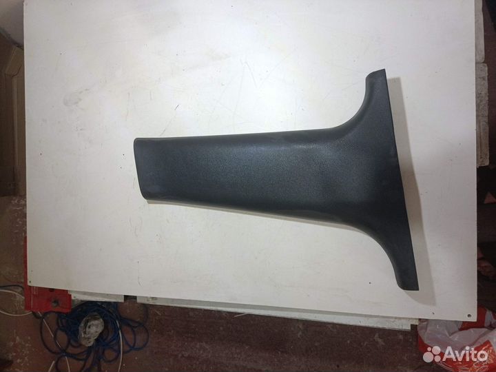 Обшивка центральной стойки правая Chevrolet Lanos