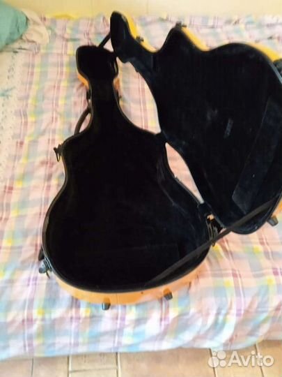 Кейс для гитары из углеродистого волокна