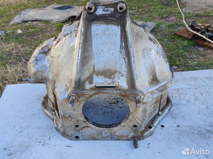 Картер кожух сцепления на УАЗ под 402 двигатель