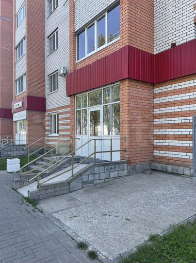 Продам помещение с арендаторами, 118.5 м²