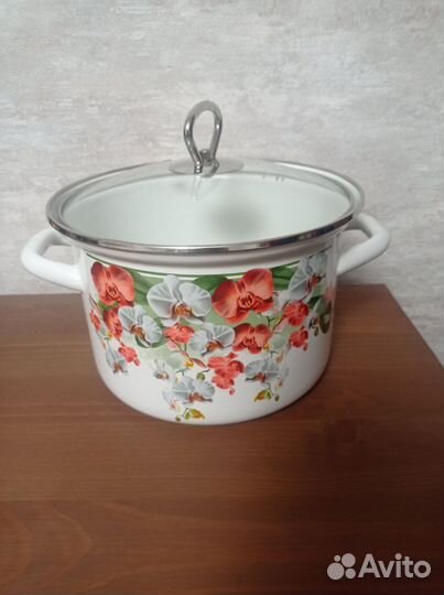 Набор кастрюль