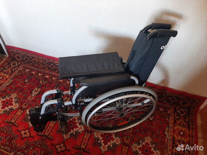Инвалидная коляска складная