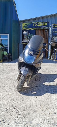 Продам максискутер Yamaha Majesty 125