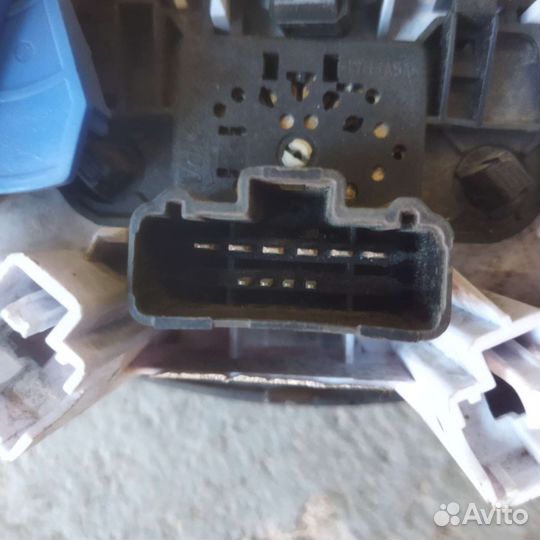 Блок управления отопителем Renault Sandero