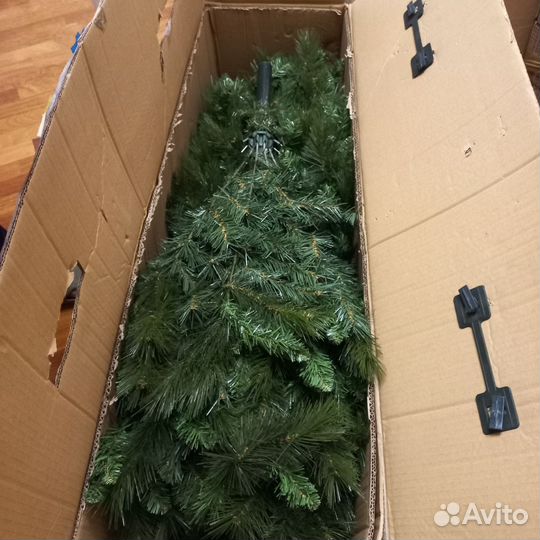 Ель искуственная 210см