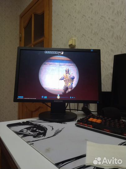 Монитор Samsung SyncMaster 2043NW