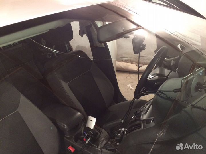 Ремонт трещин и сколов на лобовом стекле