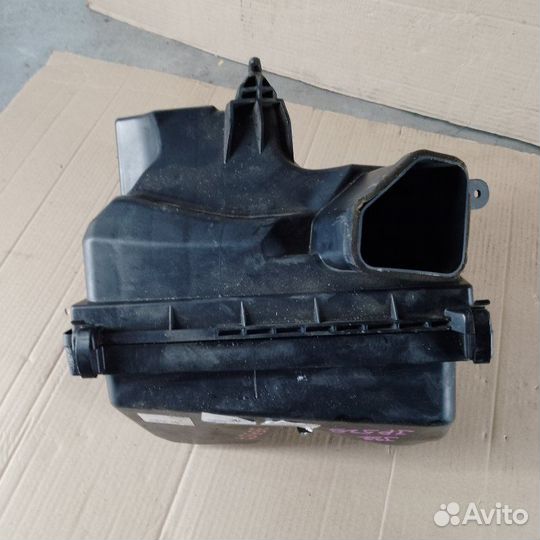Корпус воздушного фильтра Nissan Teana J32