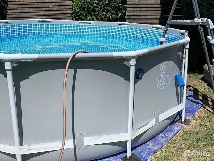 Каркасный бассейн bestway intex