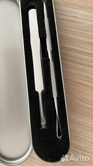 Пинцет и петля Видаля для чистки лица