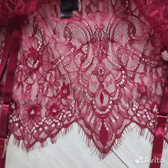 Пояс для чулок hunkemoller с юбкой юбочкой