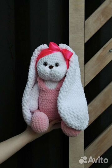 Заяц вязаный, вязаная игрушка