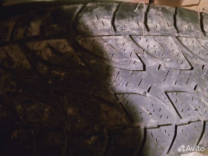 Bridgestone Dueler A/T 275/65 R17