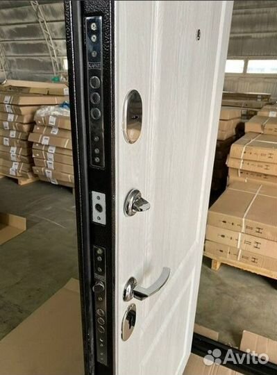 Дверь входная с бесплатной доставкой и установкой