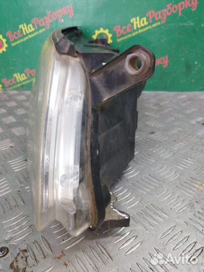 Фара правая Volkswagen Tiguan внедорожник 2.0Л
