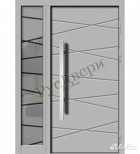 Уличная полуторная дверь с терморазрывом в дом
