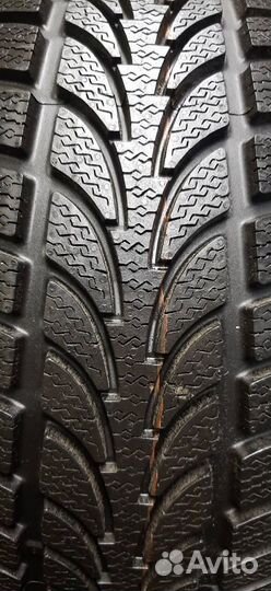 Nokian Tyres WR 215/55 R16 97H