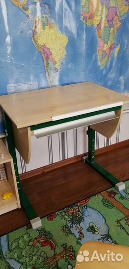 Продаётся парта со стулом для школьника, растущая