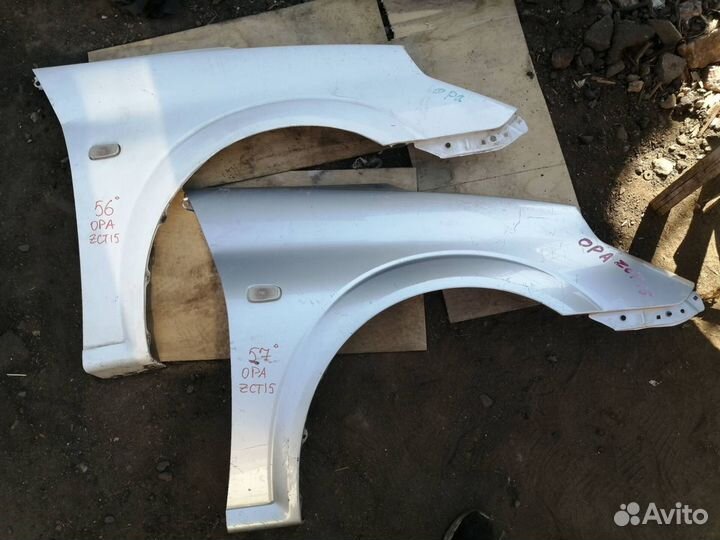 Крыло Toyota Opa ZCT15