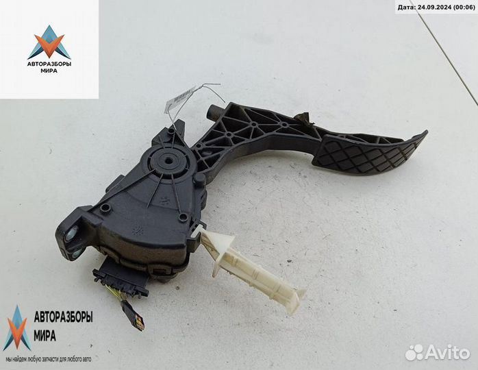 Педаль seat Leon 2 2005 6Q1721503C