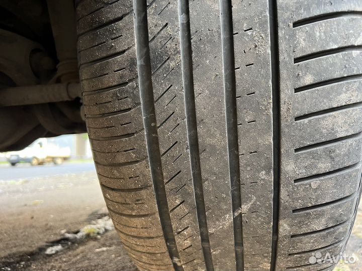 Kinforest KF-550 285/45 R22