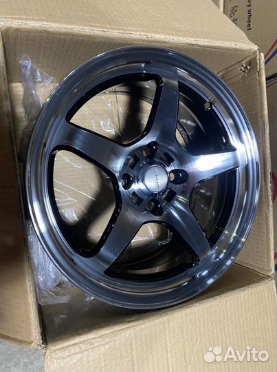 R15 4x100 Sakura 3761 B/P