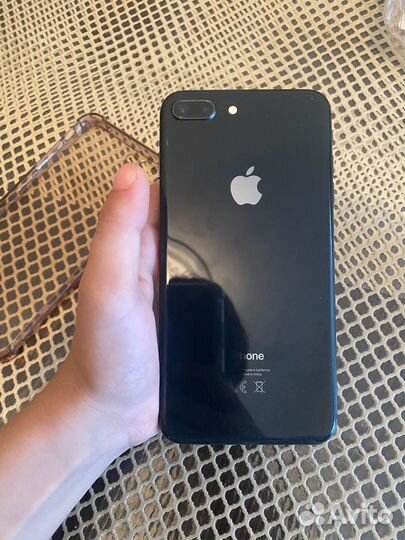 Телефон iPhone 8 plus
