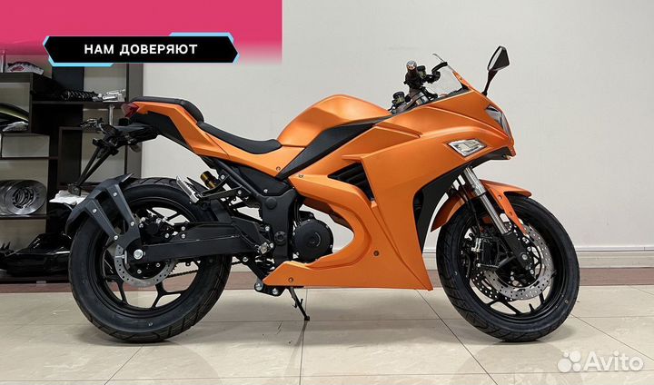 Электромотоцикл Yamaha R3