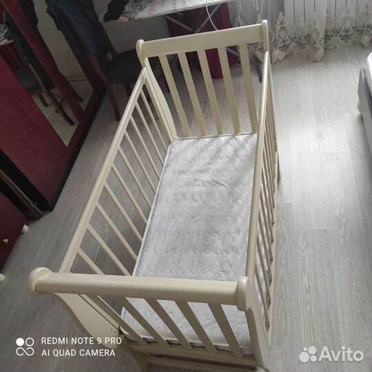 Детская кроватка Лель с маятником